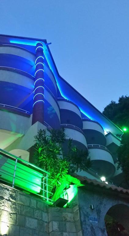 Hotel Hoti Ulcinj Exteriér fotografie