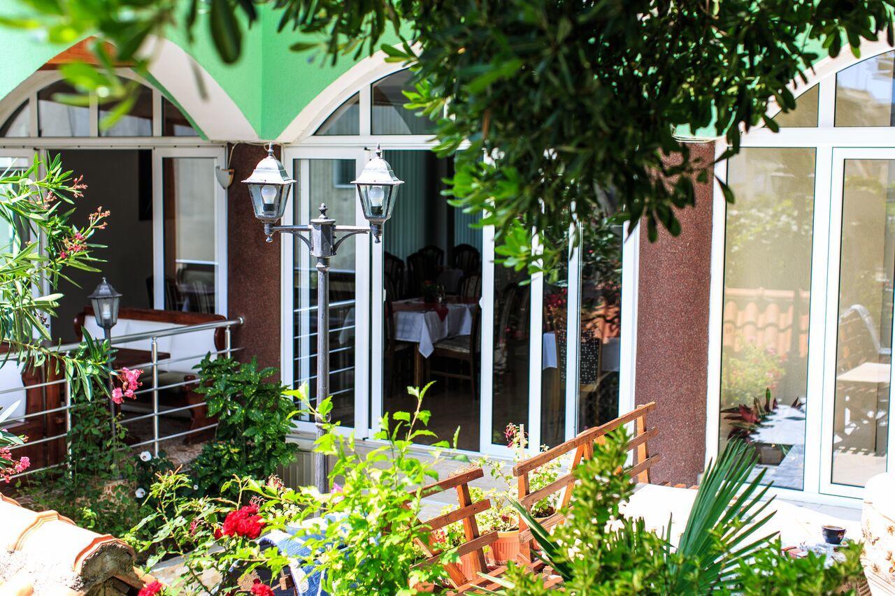 Hotel Hoti Ulcinj Exteriér fotografie