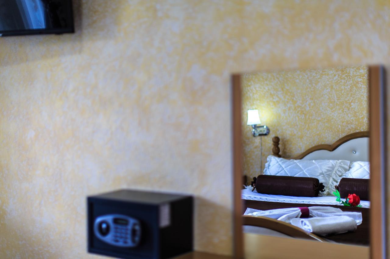 Hotel Hoti Ulcinj Exteriér fotografie